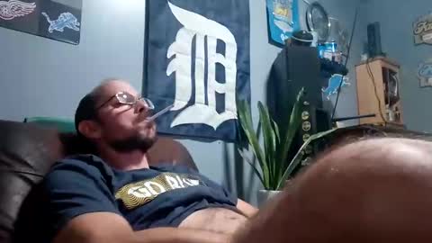 Snapshot of bigkandykane6969 chatting on October 2025 03:21:02 AM bigkandykane6969 online show from October 2025 03:21:02 AM