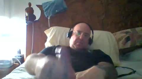 Snapshot of bigmike197167 chatting on May 2026 08:32:01 AM bigmike197167 online show from May 2026 08:32:01 AM