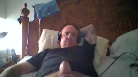 Snapshot of bigmike197167 chatting on May 2026 07:03:01 AM bigmike197167 online show from May 2026 07:03:01 AM