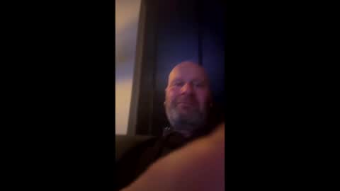 Snapshot of bigmike3339 chatting on January 2025 08:15:01 PM bigmike3339 online show from January 2025 08:15:01 PM