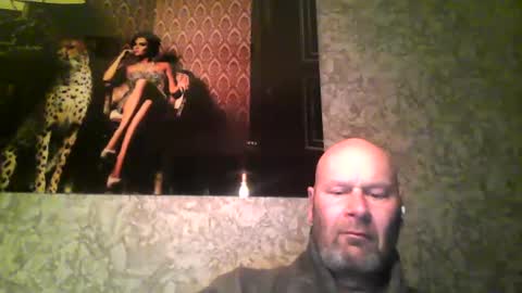 Snapshot of bigmike3339 chatting on February 2025 05:49:02 AM bigmike3339 online show from February 2025 05:49:02 AM