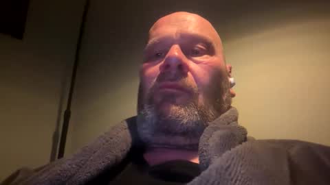 Snapshot of bigmike3339 chatting on February 2025 06:02:02 AM bigmike3339 online show from February 2025 06:02:02 AM