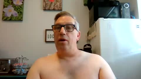 Snapshot of bignhard_69_ chatting on July 2026 05:26:02 PM bignhard_69_ online show from July 2026 05:26:02 PM