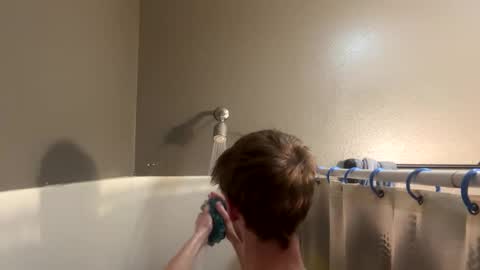 Snapshot of bigskinnyboyshh chatting on December 2024 06:35:01 AM bigskinnyboyshh online show from December 2024 06:35:01 AM