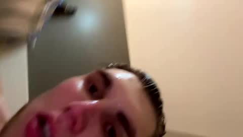 Snapshot of bigskinnyboyshh chatting on December 2024 01:34:01 AM bigskinnyboyshh online show from December 2024 01:34:01 AM