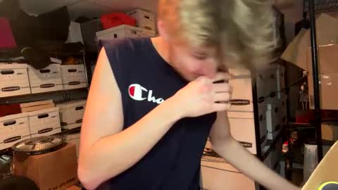 Snapshot of bigskinnyboyshh chatting on February 2025 06:51:02 AM bigskinnyboyshh online show from February 2025 06:51:02 AM