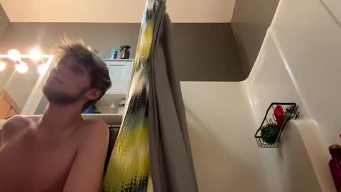 Snapshot of bigskinnyboyshh chatting on February 2025 07:17:01 AM bigskinnyboyshh online show from February 2025 07:17:01 AM