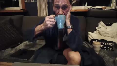 Snapshot of bigswe1 chatting on February 2025 03:00:02 AM bigswe1 online show from February 2025 03:00:02 AM