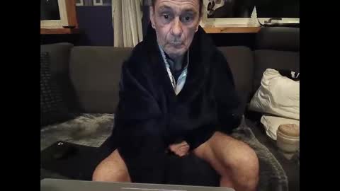 Snapshot of bigswe1 chatting on March 2025 03:06:01 AM bigswe1 online show from March 2025 03:06:01 AM