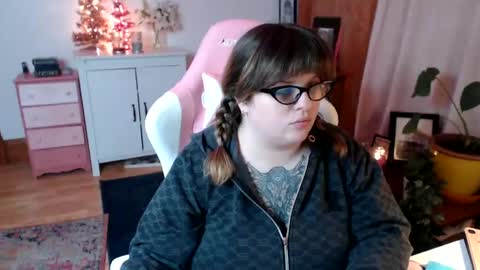 Morgan Lafeuille online show from December 2024 02:08:02 AM