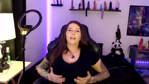 Snapshot of bigtittedtattedlesbian chatting on June 2026 09:27:02 PM Nichole lights online show from June 2026 09:27:02 PM