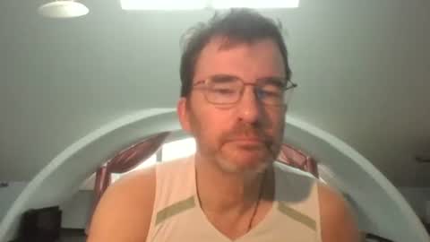 Snapshot of bikertom1988 chatting on January 2025 01:04:02 PM bikertom1988 online show from January 2025 01:04:02 PM