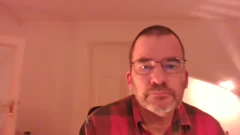 Snapshot of bikertom1988 chatting on March 2025 08:31:02 PM bikertom1988 online show from March 2025 08:31:02 PM