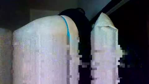 Snapshot of bikinkysloot chatting on January 2025 09:45:01 AM KinkyBiSlut online show from January 2025 09:45:01 AM