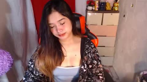 bilat tinax online show from November 2025 10:12:01 PM