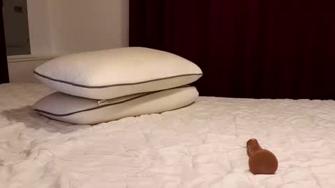 Bilie online show from September 2025 03:43:01 AM