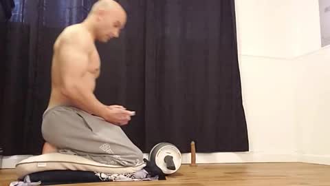 Bilie online show from December 2025 07:32:01 PM