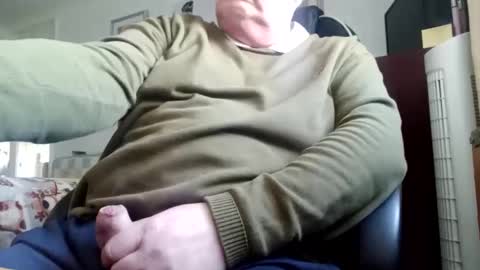 Snapshot of billlllllyb chatting on November 2025 02:17:02 PM billlllllyb online show from November 2025 02:17:02 PM