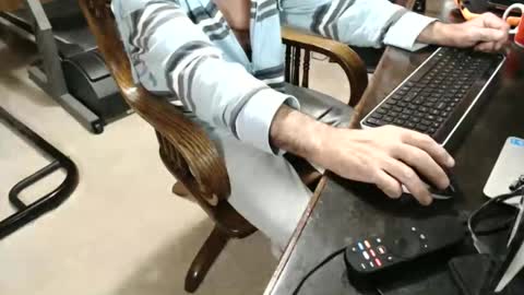 Snapshot of billy471 chatting on December 2024 08:44:01 PM billy471 online show from December 2024 08:44:01 PM