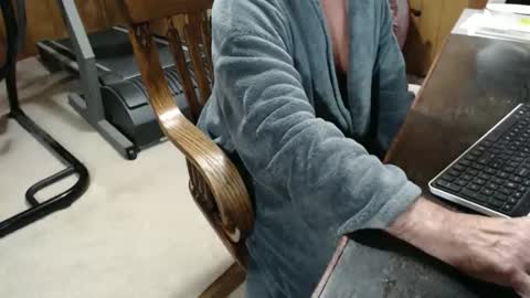 billy471 online show from December 2025 12:01:02 PM