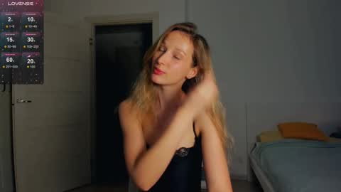 Billy and Lisahelp us to reach 100 likes online show from September 2025 09:57:01 AM