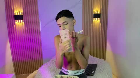 Snapshot of billy_jamees chatting on December 2025 12:12:01 PM Sam online show from December 2025 12:12:01 PM