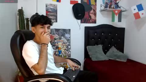 Snapshot of billy_wild chatting on July 2026 11:58:02 AM billy wild online show from July 2026 11:58:02 AM