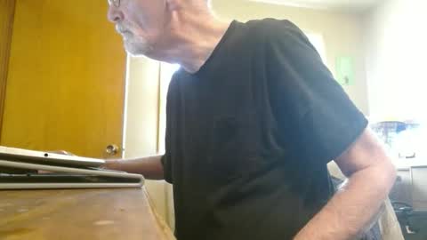 Snapshot of bimbttm chatting on May 2026 01:40:01 PM Bimbttm online show from May 2026 01:40:01 PM