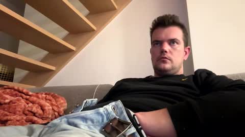 Snapshot of bingeling123 chatting on October 2025 12:55:01 AM bingeling123 online show from October 2025 12:55:01 AM