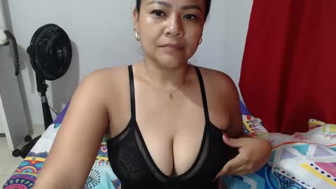 I am everything. Your highness queen  goddess mistress god daddy mommy boss master.  you will address me as such online show from October 2025 07:08:01 AM