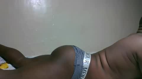 bitchcam_ online show from November 2025 05:28:02 PM