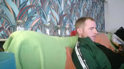 bizoukey15 online show from September 2025 10:46:02 PM