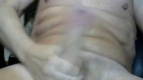 bkzman8 online show from October 2025 02:32:02 PM