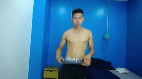 blacckandwhitte online show from December 2024 11:44:01 AM