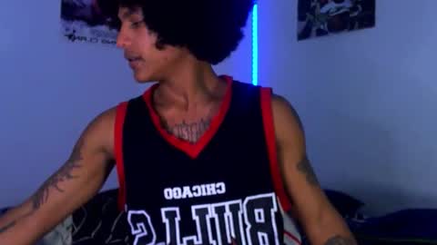 Snapshot of black_arthur chatting on November 2025 02:50:02 PM Black Arthur online show from November 2025 02:50:02 PM