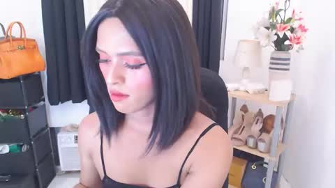 black_bag69 online show from May 2026 11:09:02 AM