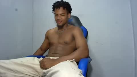Snapshot of black_dicck chatting on July 2026 02:36:01 AM tu morenito online show from July 2026 02:36:01 AM
