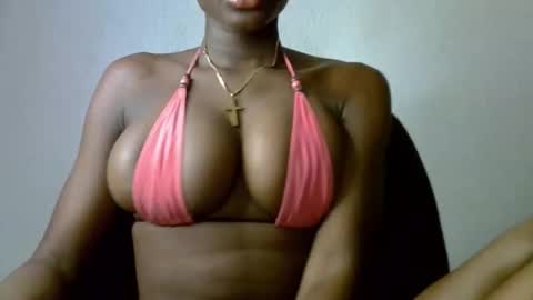 Esthy online show from September 2025 08:30:01 AM