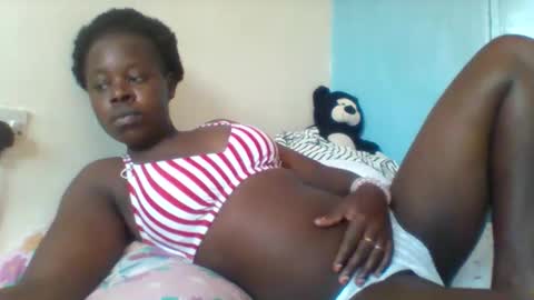 Snapshot of black_naughty900 chatting on November 2025 07:32:01 AM black_naughty900 online show from November 2025 07:32:01 AM