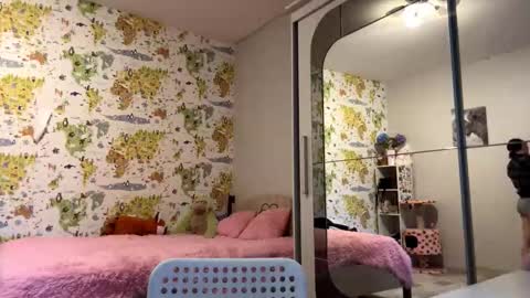 Liz online show from March 2026 03:28:02 PM