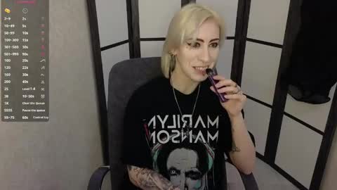 Emily online show from April 2026 08:40:01 AM