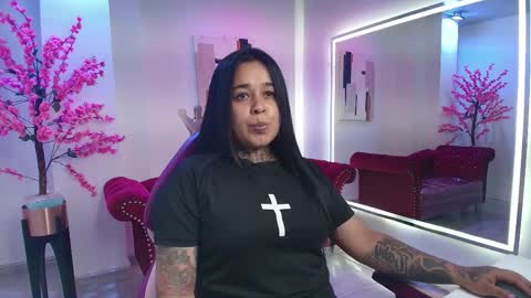 Snapshot of black_roseee chatting on November 2025 03:23:02 AM Rousse online show from November 2025 03:23:02 AM