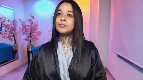 Snapshot of black_roseee chatting on December 2025 07:47:01 AM Rousse online show from December 2025 07:47:01 AM