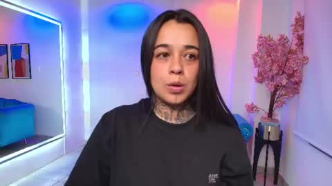 Snapshot of black_roseee chatting on June 2026 03:48:02 AM Rousse online show from June 2026 03:48:02 AM