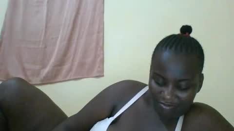 Snapshot of blackbeauty002 chatting on June 2026 06:36:02 AM PACIFICA online show from June 2026 06:36:02 AM