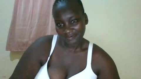 Snapshot of blackbeauty002 chatting on June 2026 09:39:02 AM PACIFICA online show from June 2026 09:39:02 AM