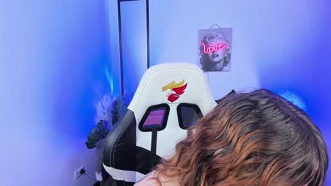 Sophie online show from February 2025 03:06:01 PM