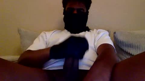 Snapshot of blackboi4v chatting on November 2025 02:41:01 PM blackboi4v online show from November 2025 02:41:01 PM