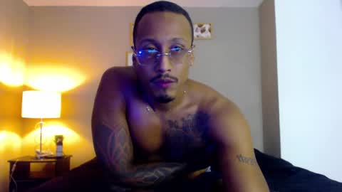 Snapshot of blackboy2874 chatting on March 2026 07:12:02 AM DWAYNE BELL online show from March 2026 07:12:02 AM