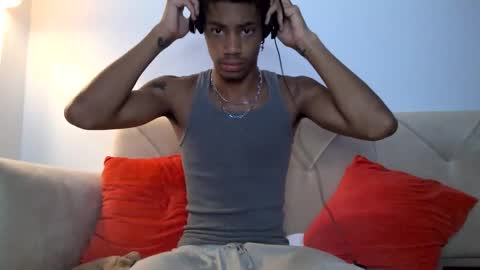 BlackBullTitus online show from November 2025 02:44:01 AM